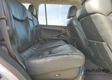 2011 Lexus Lx 570 z USA, uszkodzony, nr VIN JTJHY7AX1B4061219